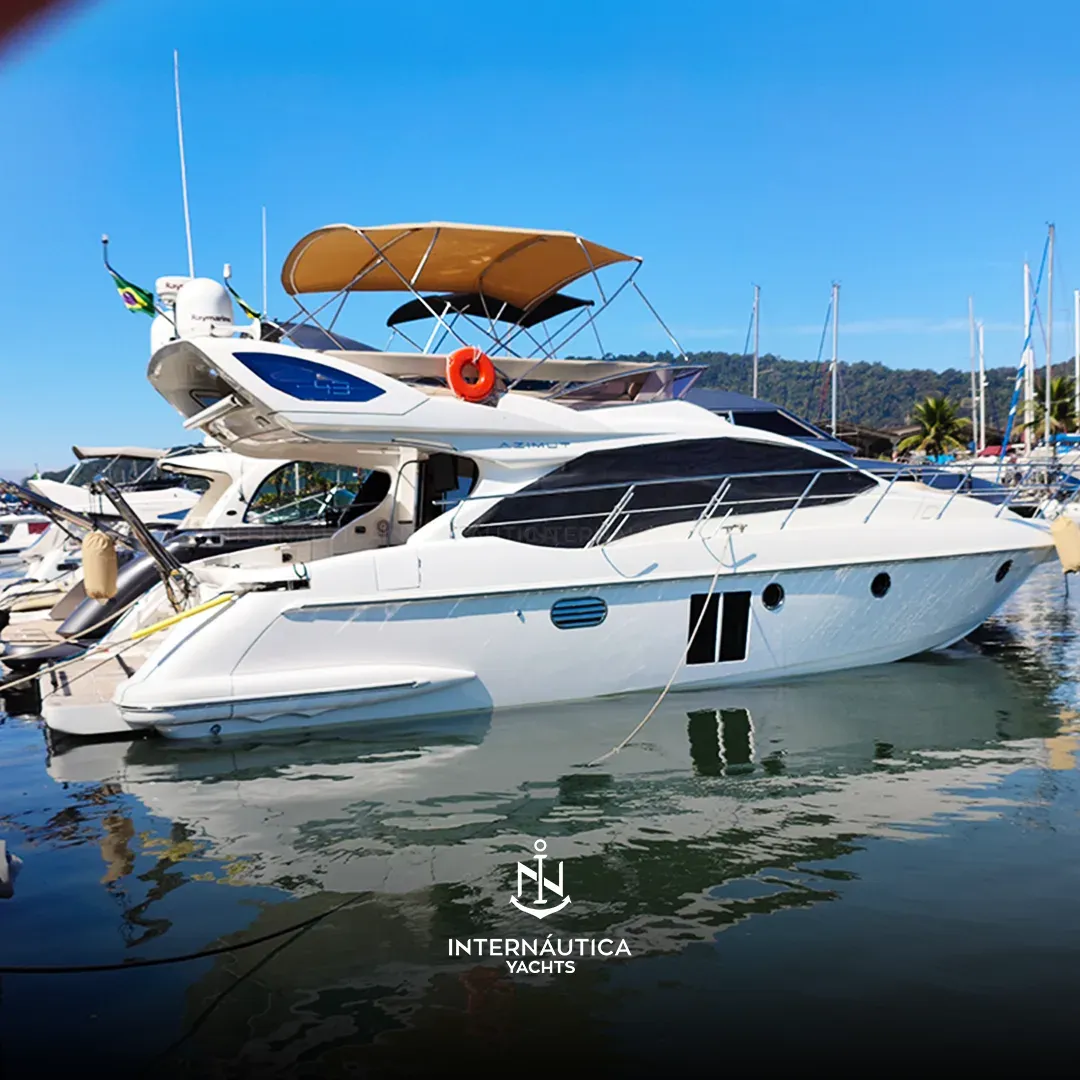 Azimut 43 2012 à venda — Internáutica Yachts