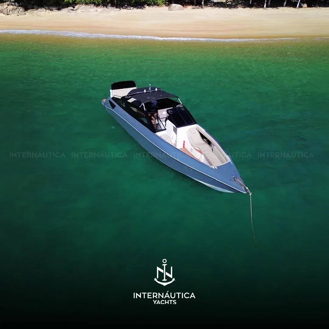 Azov 380 2021 à venda — Internáutica Yachts