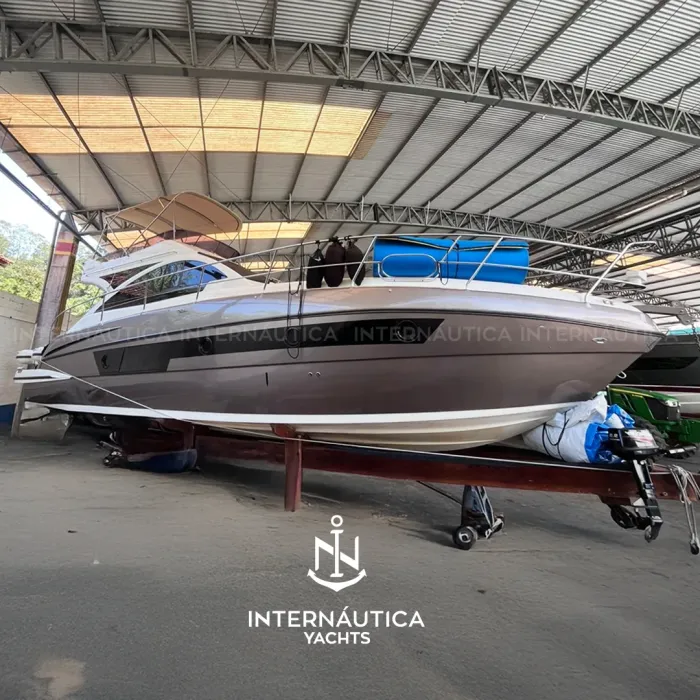 Cimitarra 41 FLY 2013 à venda — Internáutica Yachts