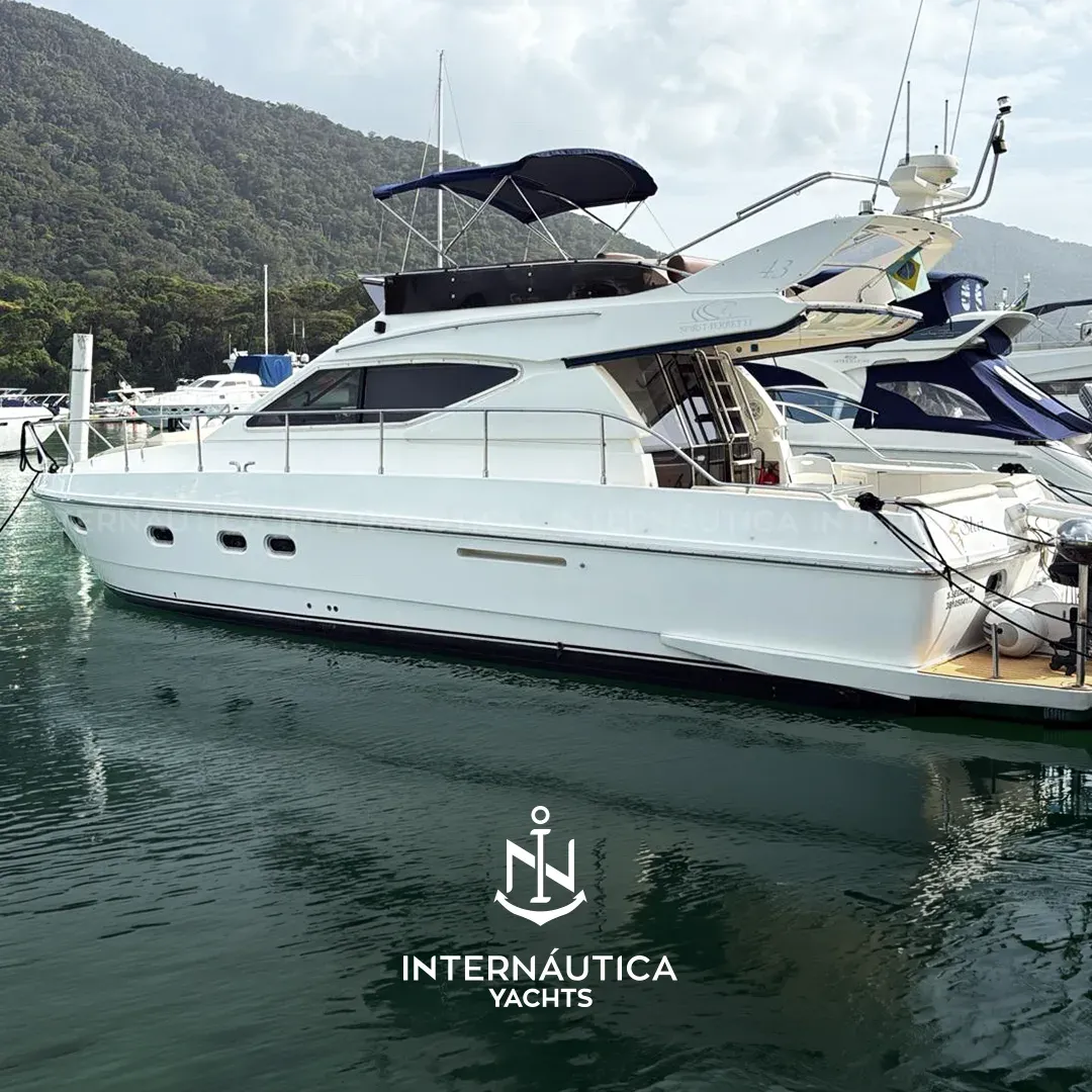 Ferretti MILLENIUM 43 2002 à venda — Internáutica Yachts