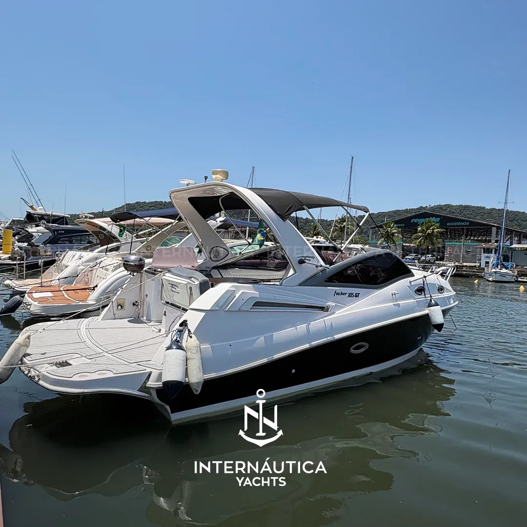 Fibrafort FOCKER 310 2014 à venda — Internáutica Yachts