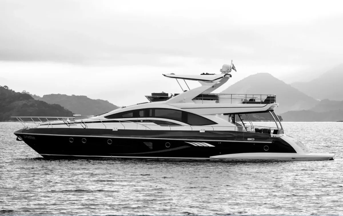 Intermarine 80 2020 à venda — Internáutica Yachts