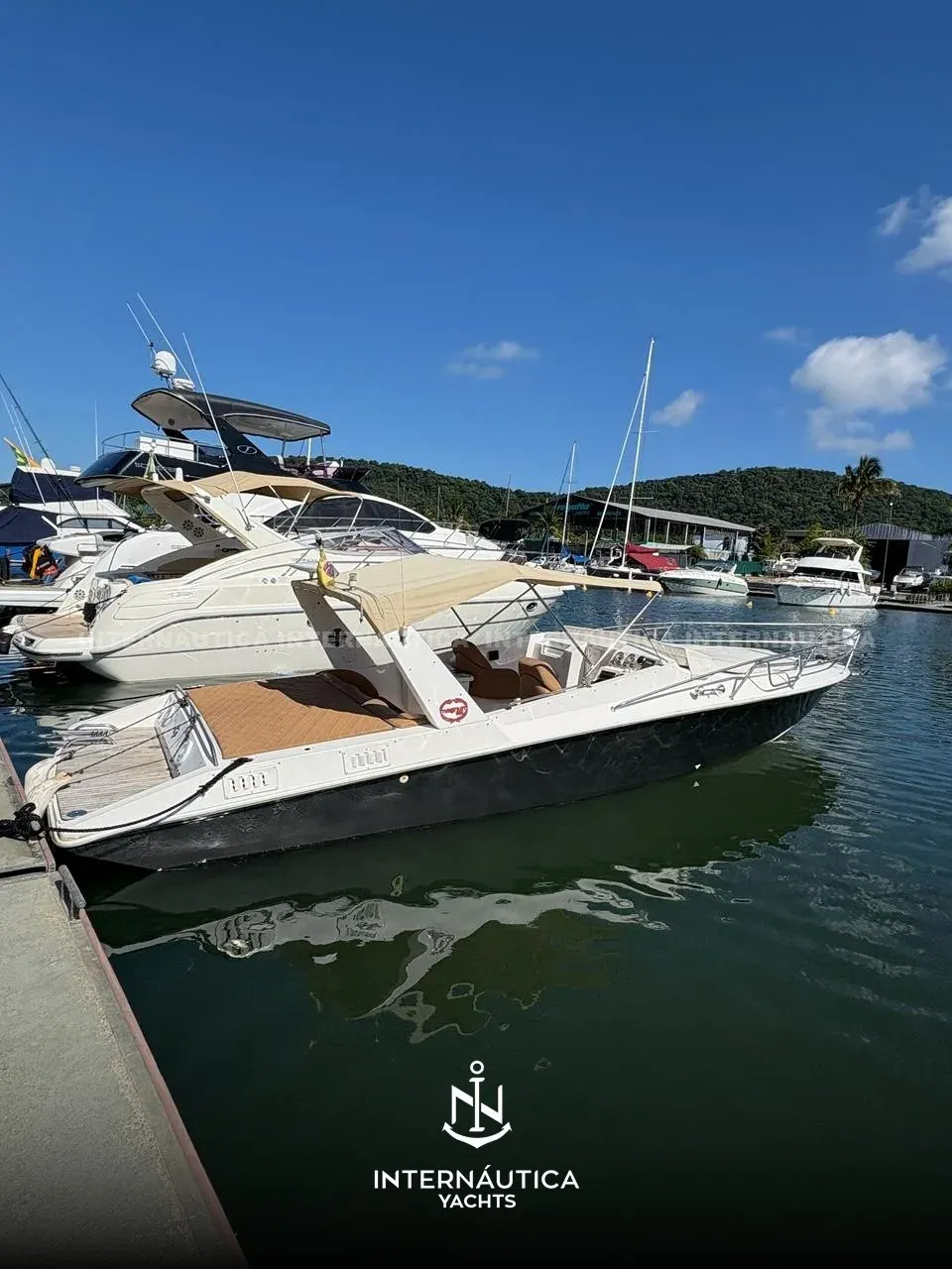 Magnum 29 2013 à venda — Internáutica Yachts