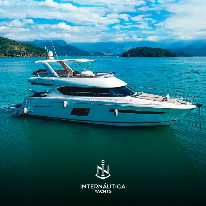 Prestige 620 2014 à venda — Internáutica Yachts