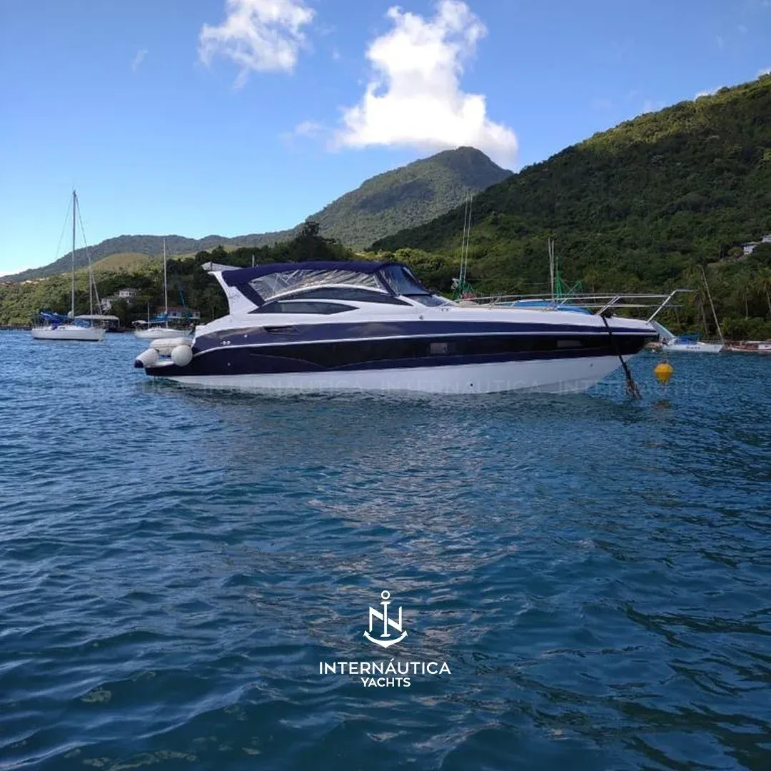Real 365 2019 à venda — Internáutica Yachts