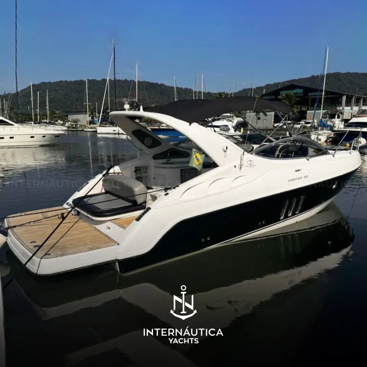 Schaefer PHANTOM 300 2012 à venda — Internáutica Yachts