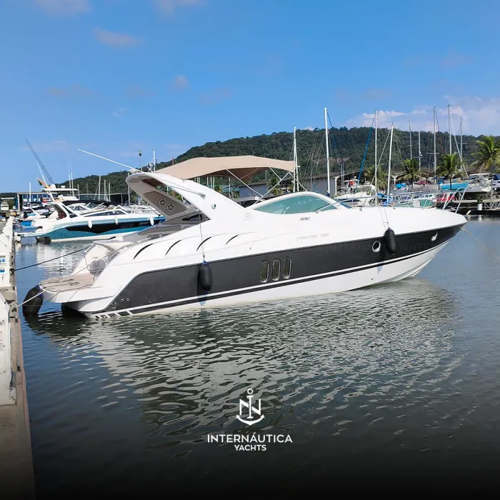 Schaefer  PHANTOM 360 2009 à venda — Internáutica Yachts