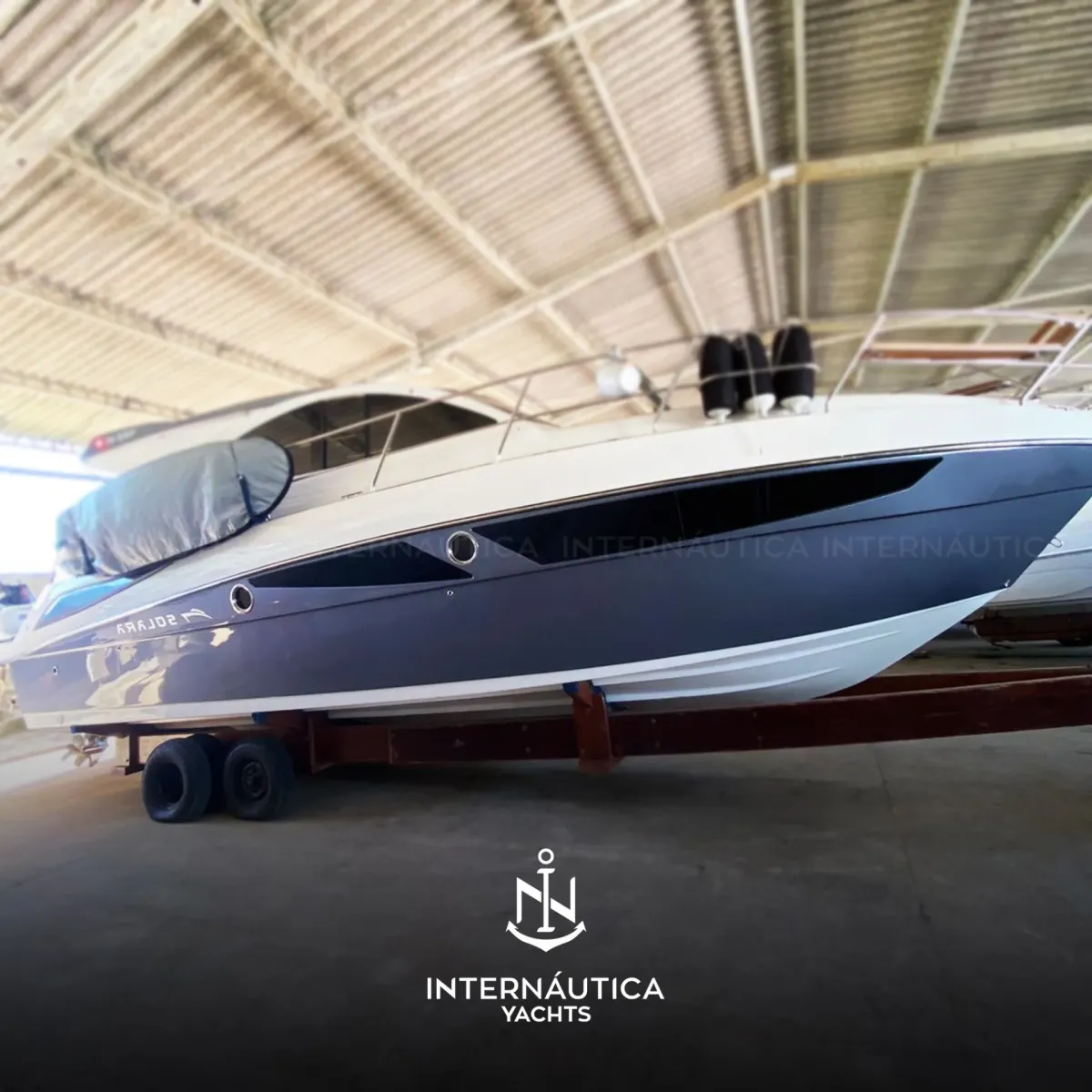 Solara 400 2021 à venda — Internáutica Yachts